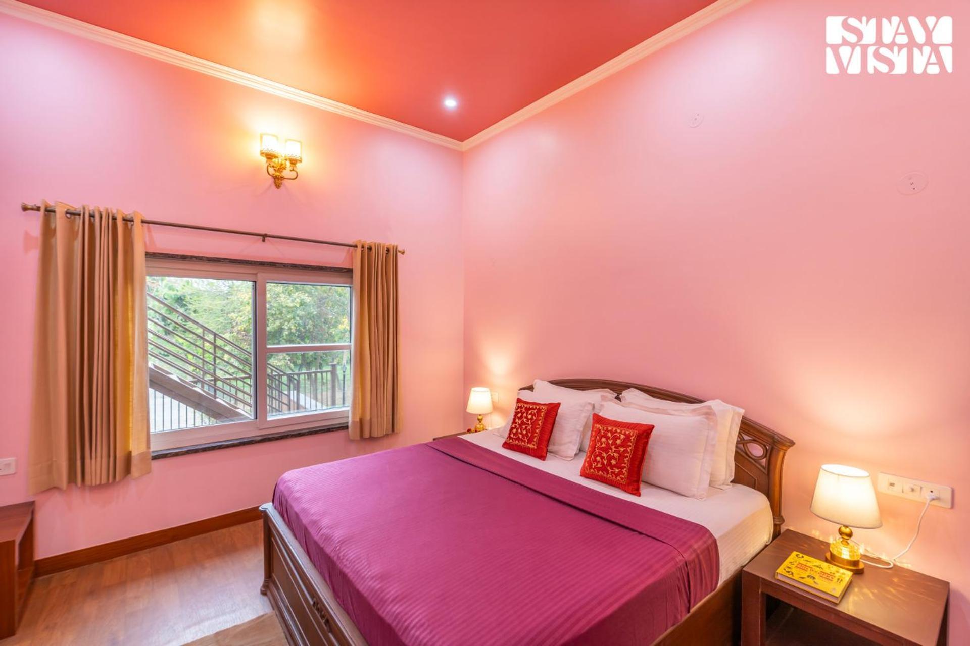 Stayvista At Maple Farms With Pool, Bbq & Bonfire Sohna Extérieur photo
