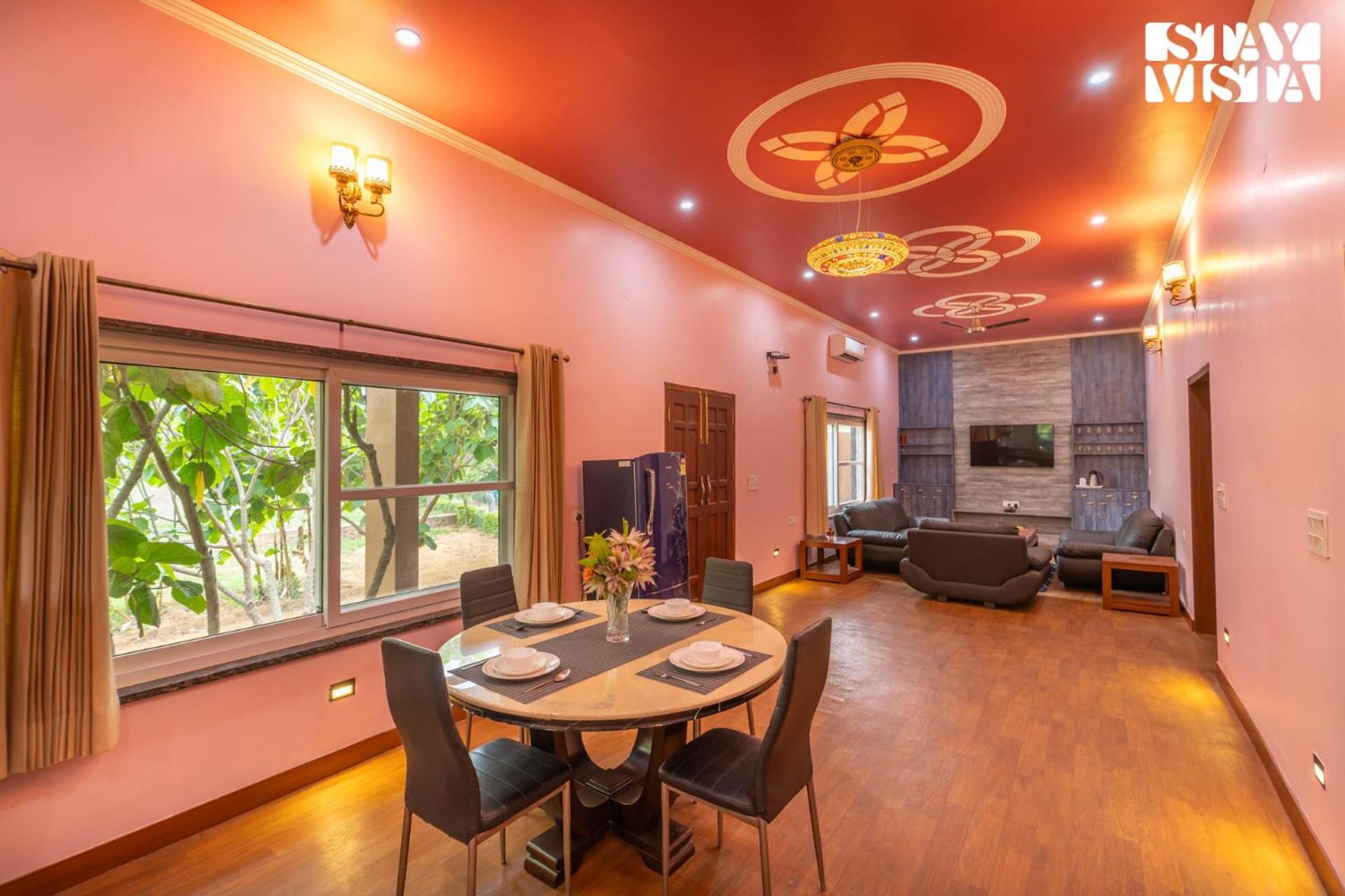 Stayvista At Maple Farms With Pool, Bbq & Bonfire Sohna Extérieur photo
