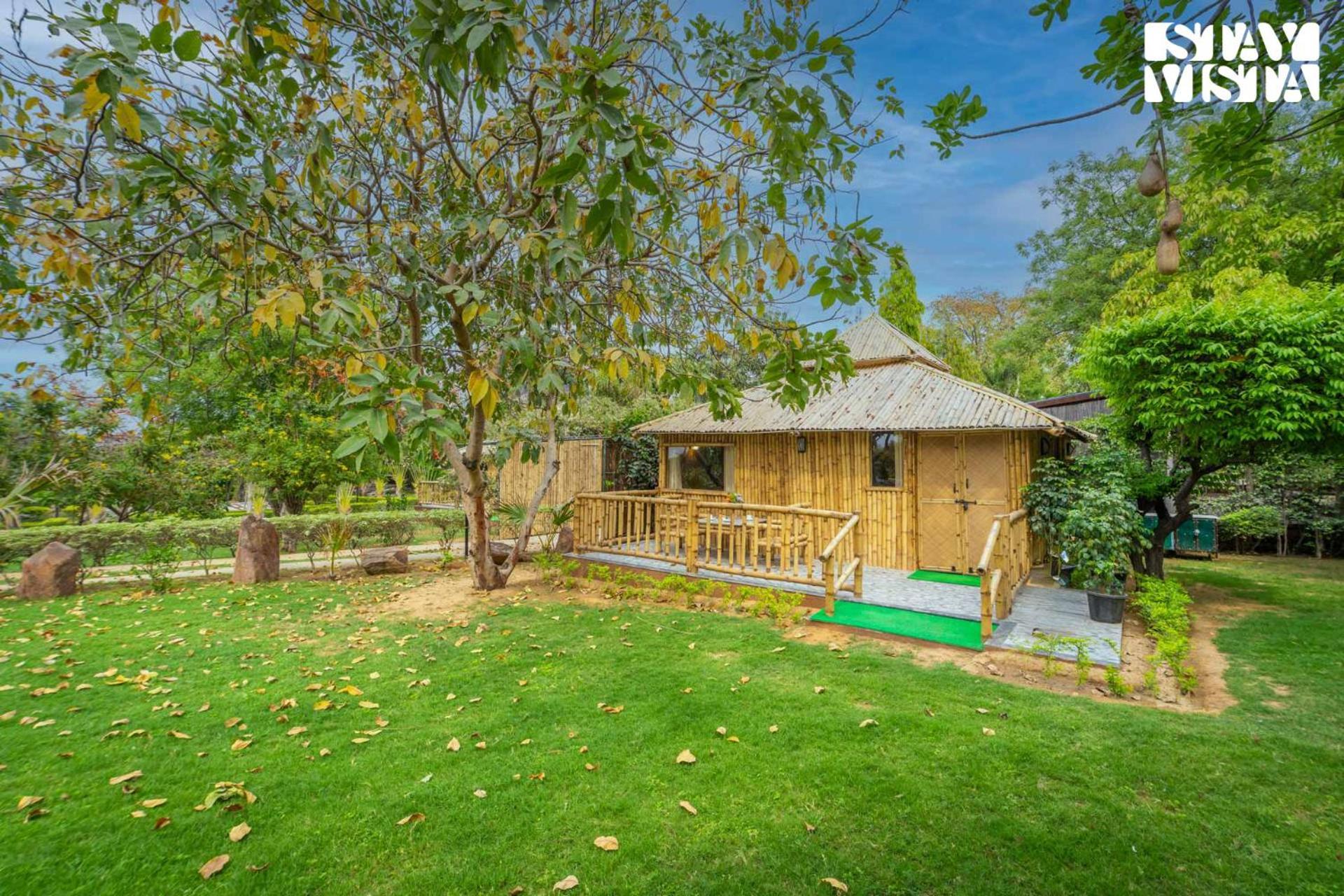 Stayvista At Maple Farms With Pool, Bbq & Bonfire Sohna Extérieur photo